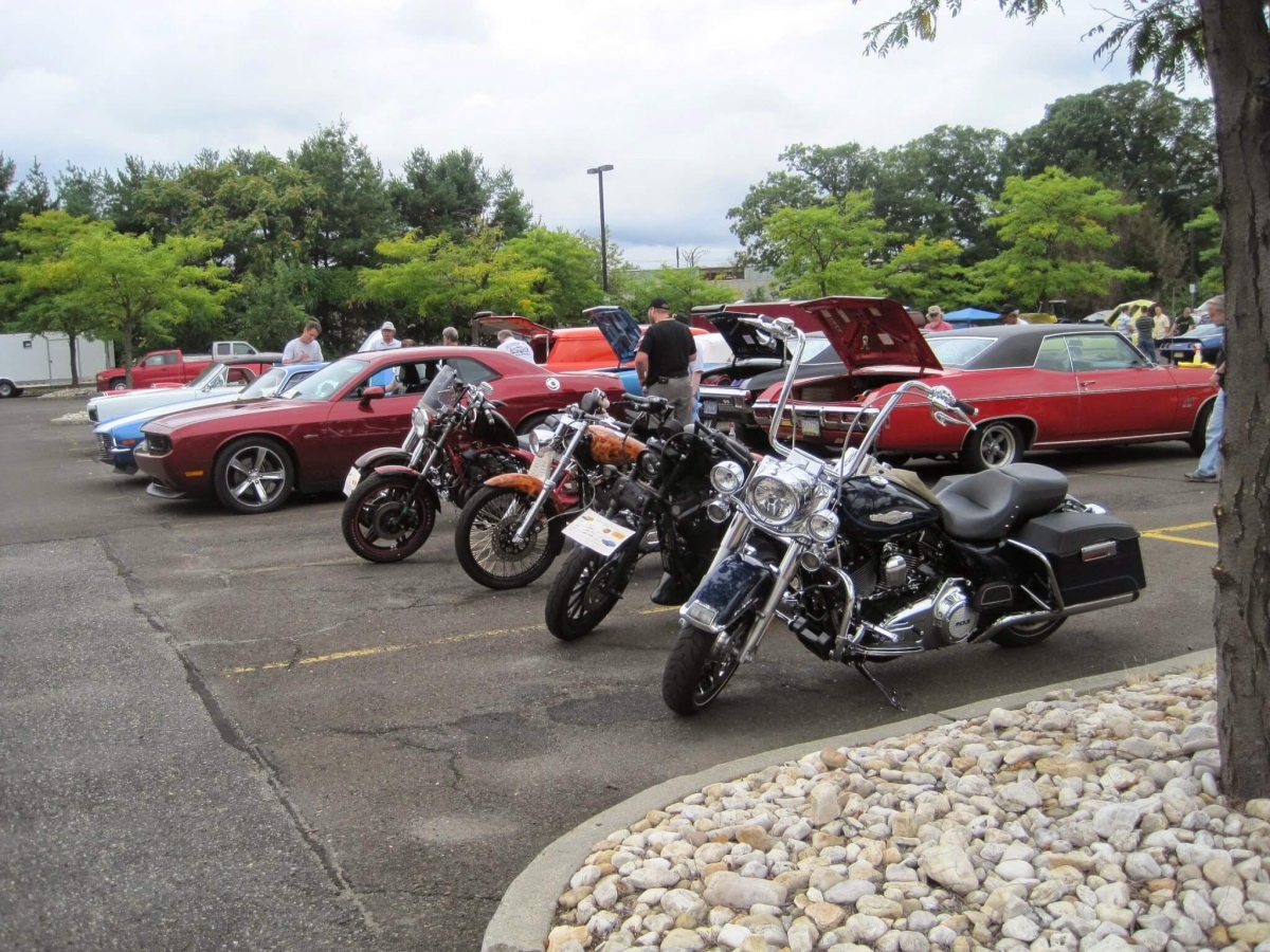 Trenton UPS United Way Car and Bike Show August 2014 1